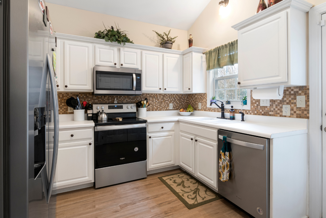 Kitchen and Bathroom Renovations: Maximizing Functionality and Style